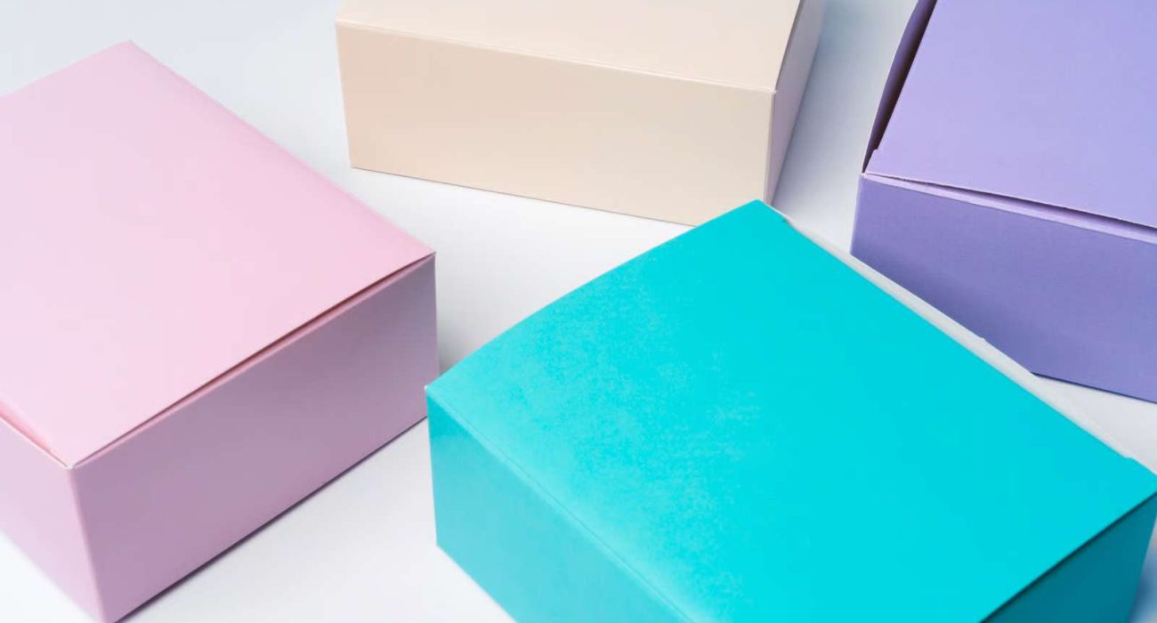 Food-Grade Cake Boxes and Donut Packaging with Custom Colors in Sharjah, UAE